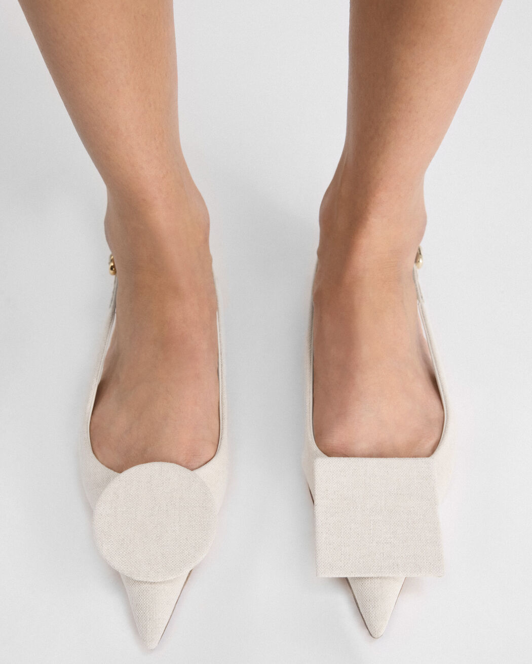 حذاء Les Slingbacks Duelo Plates jacquemus حذاء les slingbacks duelo plates