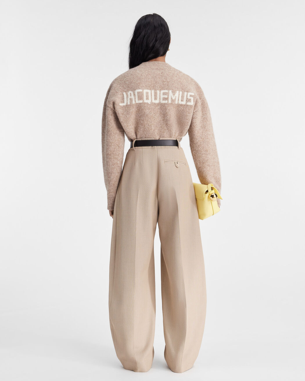 سترة La Maille Jacquemus سترة la maille jacquemus