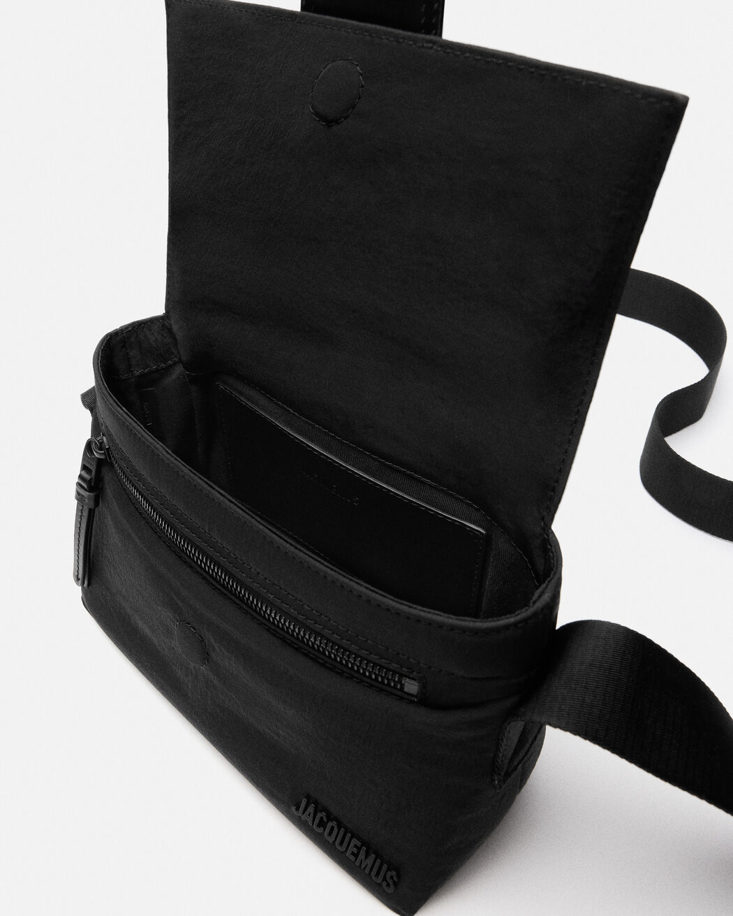 The small Bambino messenger bag jacquemus the small bambino messenger bag