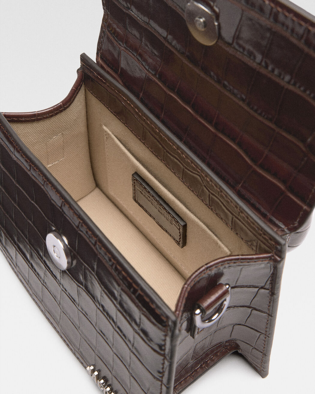 حقيبة The medium Chiquito jacquemus حقيبة the medium chiquito