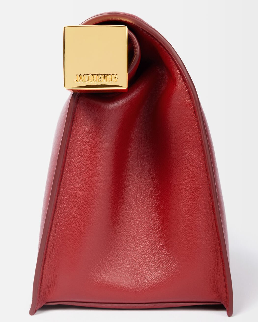 The Rond Carré clutch jacquemus the rond carr clutch