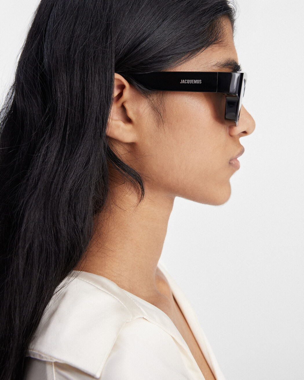 The Meridiano sunglasses jacquemus the meridiano sunglasses