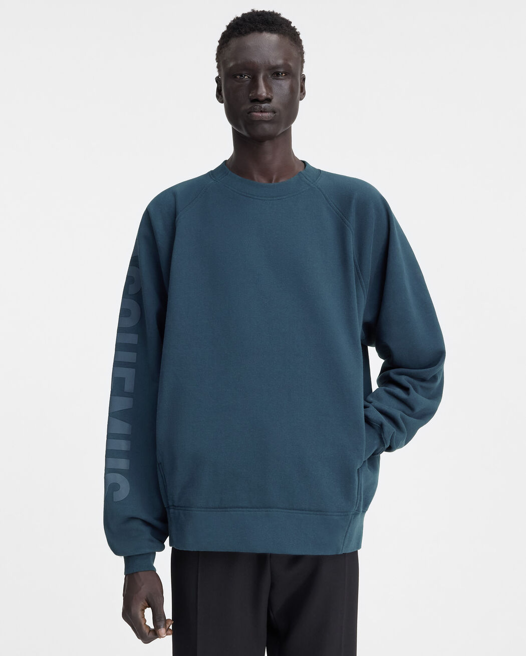 The Typo sweatshirt jacquemus the typo sweatshirt