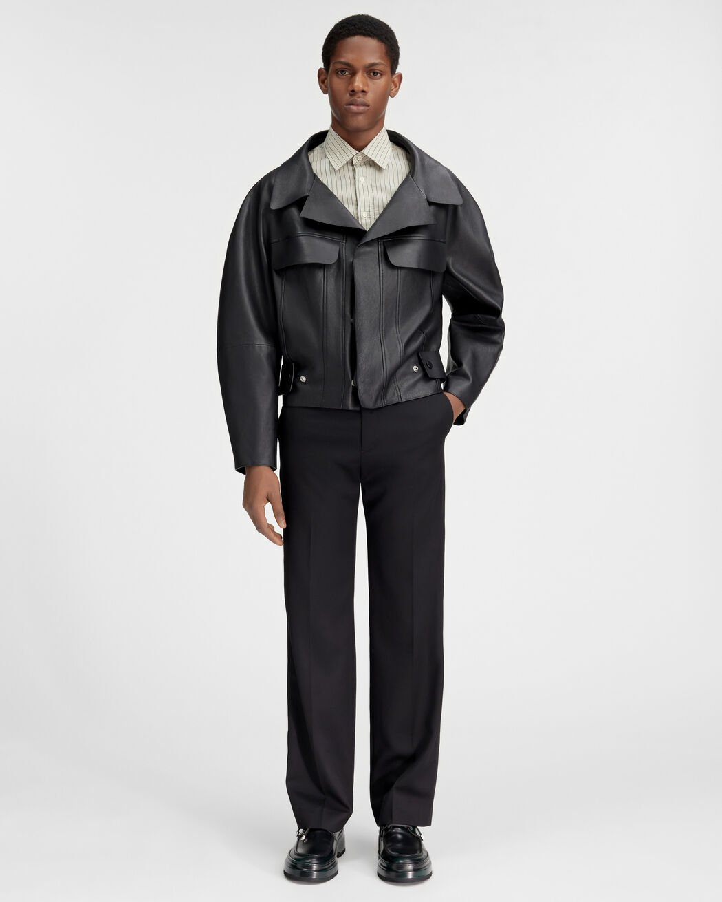 جاكيت Le Blouson Pilota Cuir jacquemus جاكيت le blouson pilota cuir