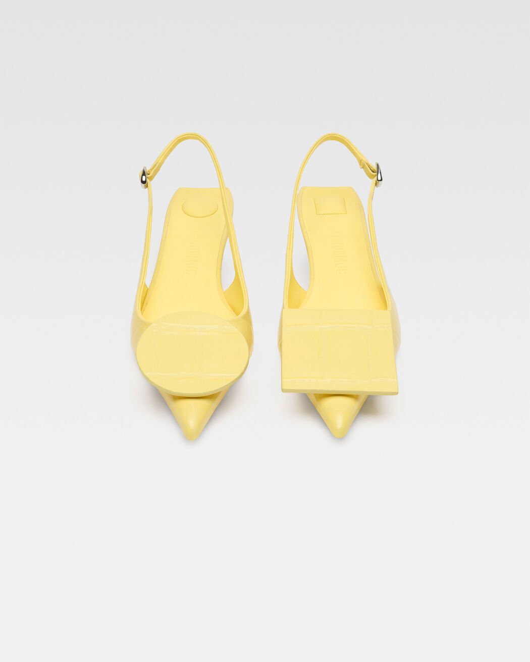 حذاء The low Duelo slingbacks jacquemus حذاء the low duelo slingbacks