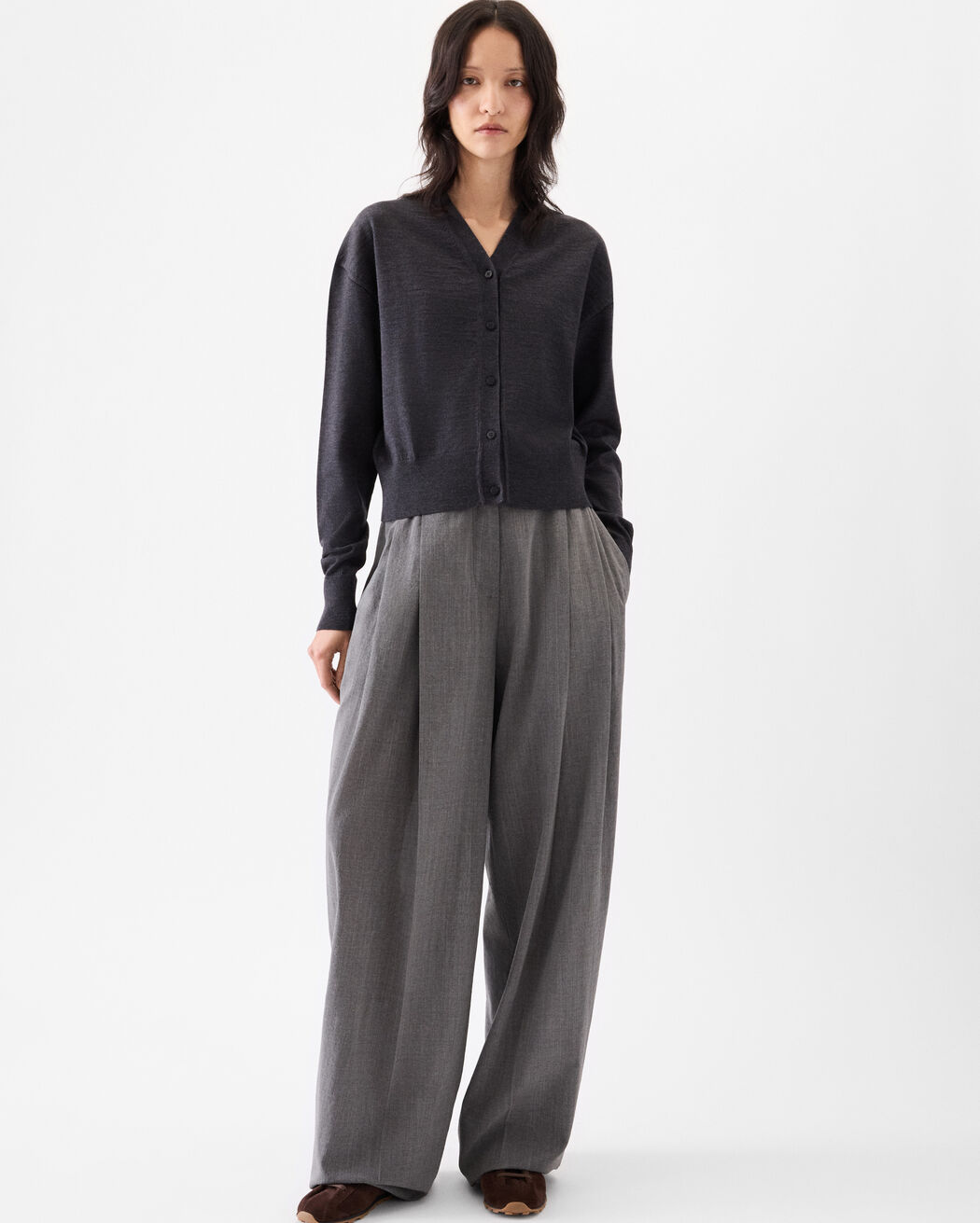 The embroidered cardigan jacquemus the embroidered cardigan