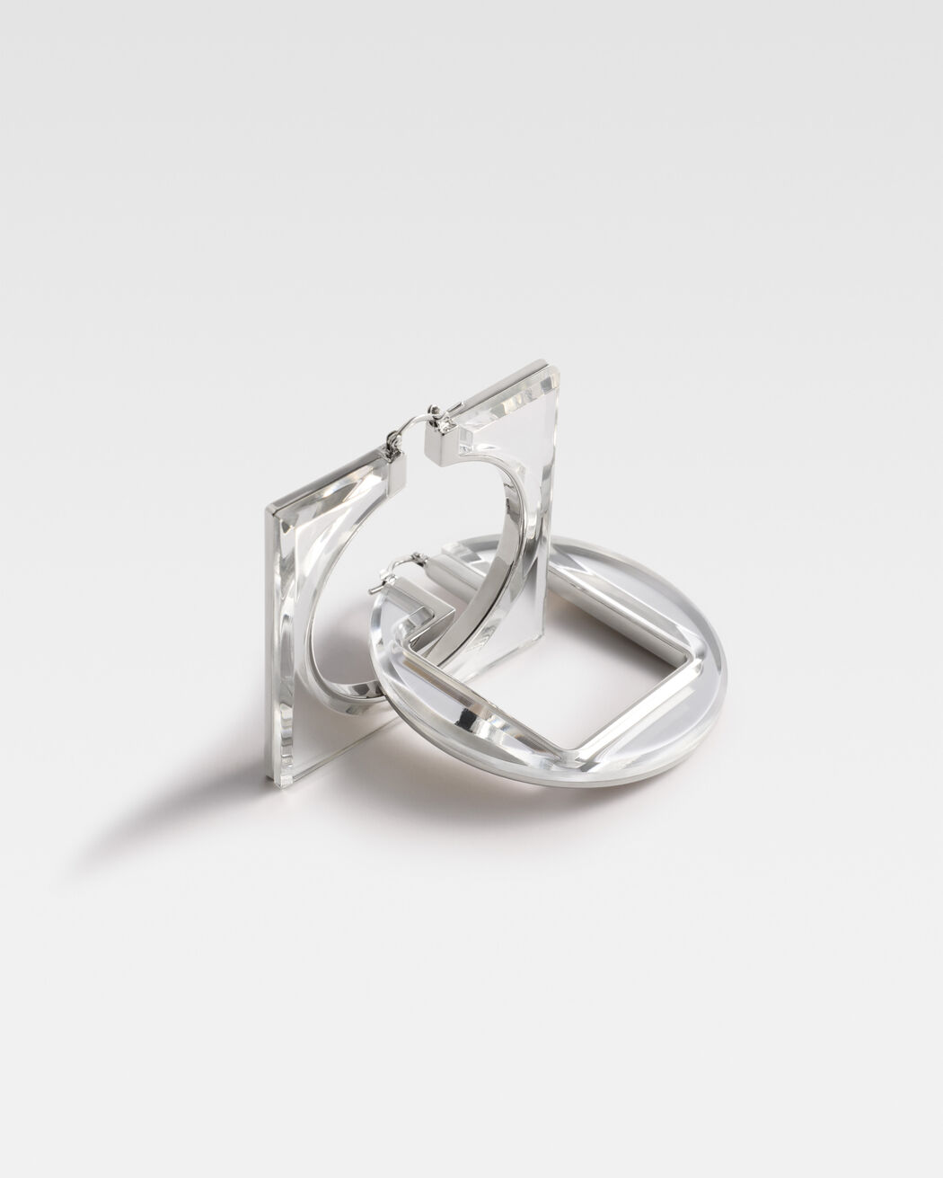 The Rond Carré hoops earrings jacquemus the rond carr hoops earrings