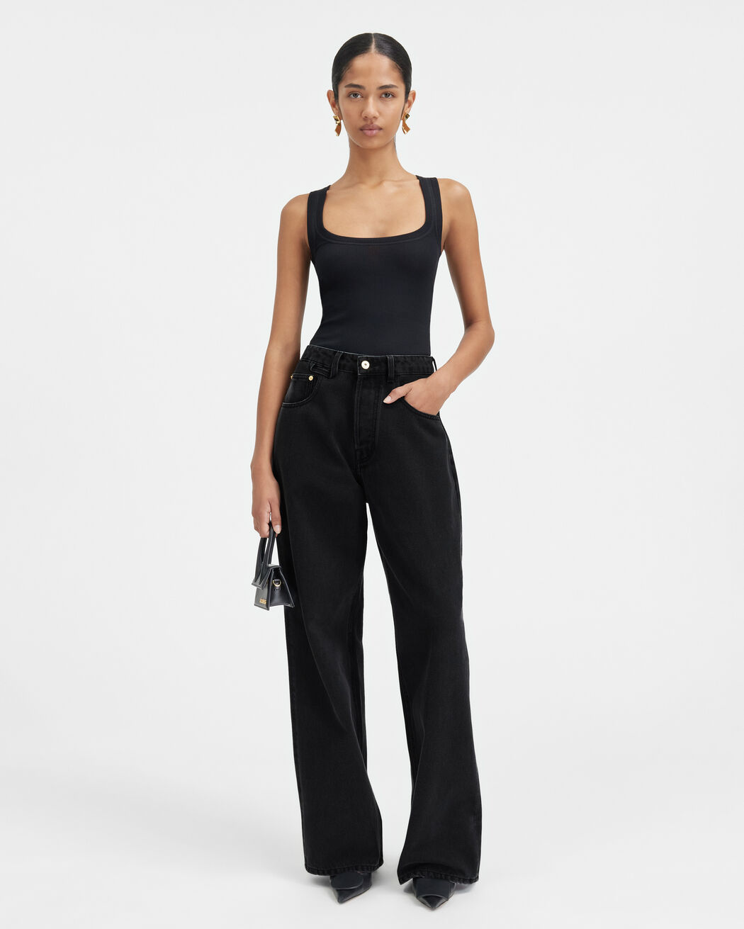 بنطال جينز The wide de-Nîmes denim pants jacquemus بنطال جينز the wide de n mes denim pants