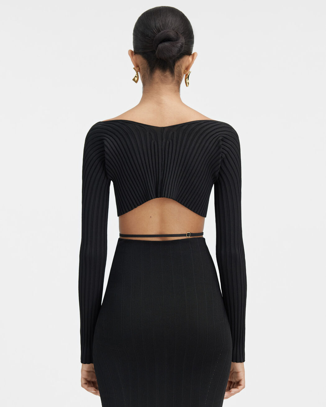 كارديجان La Maille Pralu jacquemus كارديجان la maille pralu