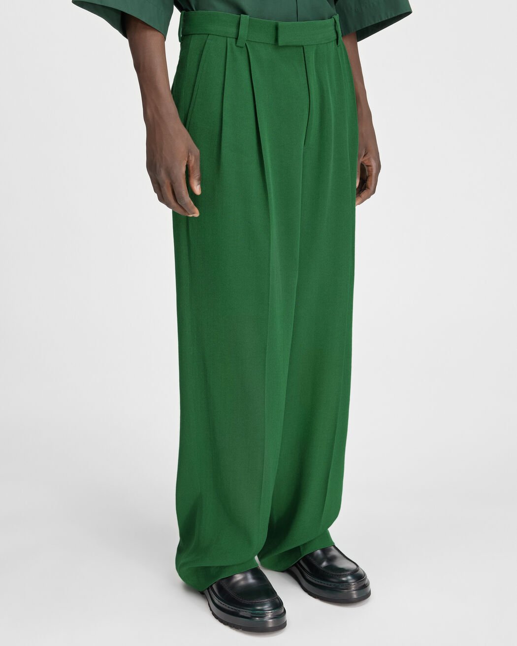 بنطال Le Pantalon Titolo jacquemus بنطال le pantalon titolo