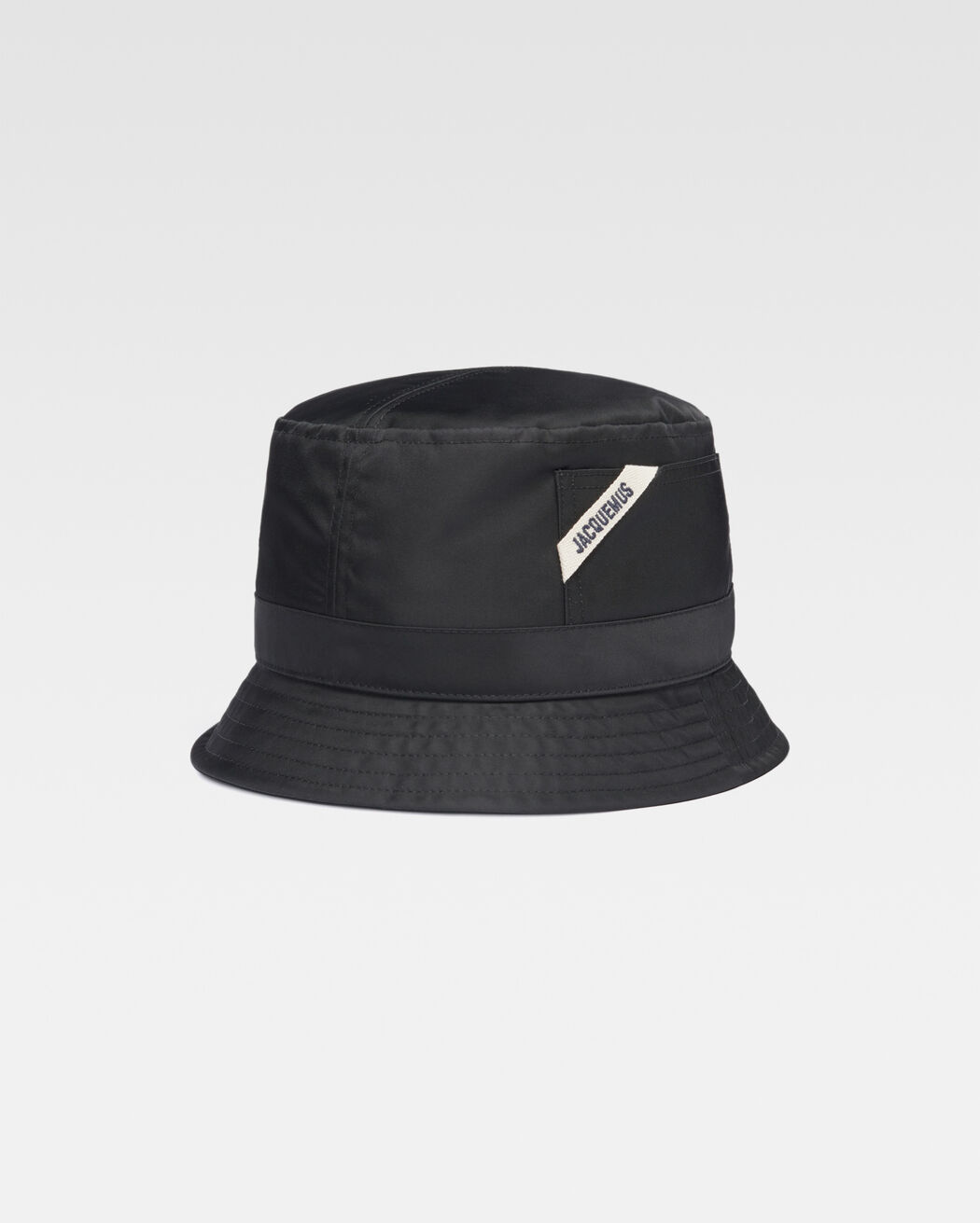 قبعة Le Bob Ovalie jacquemus قبعة le bob ovalie