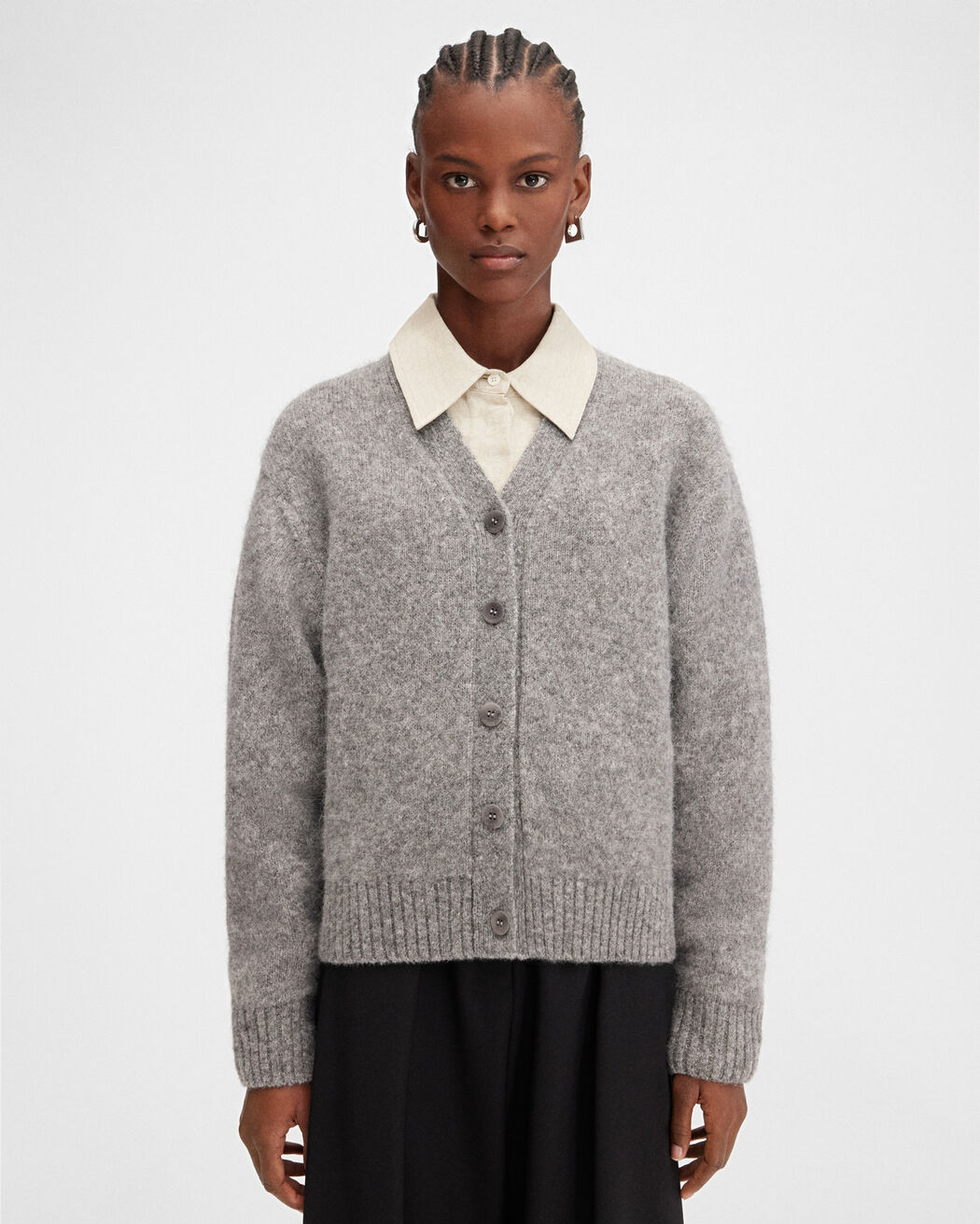 The Jacquemus cardigan the jacquemus cardigan