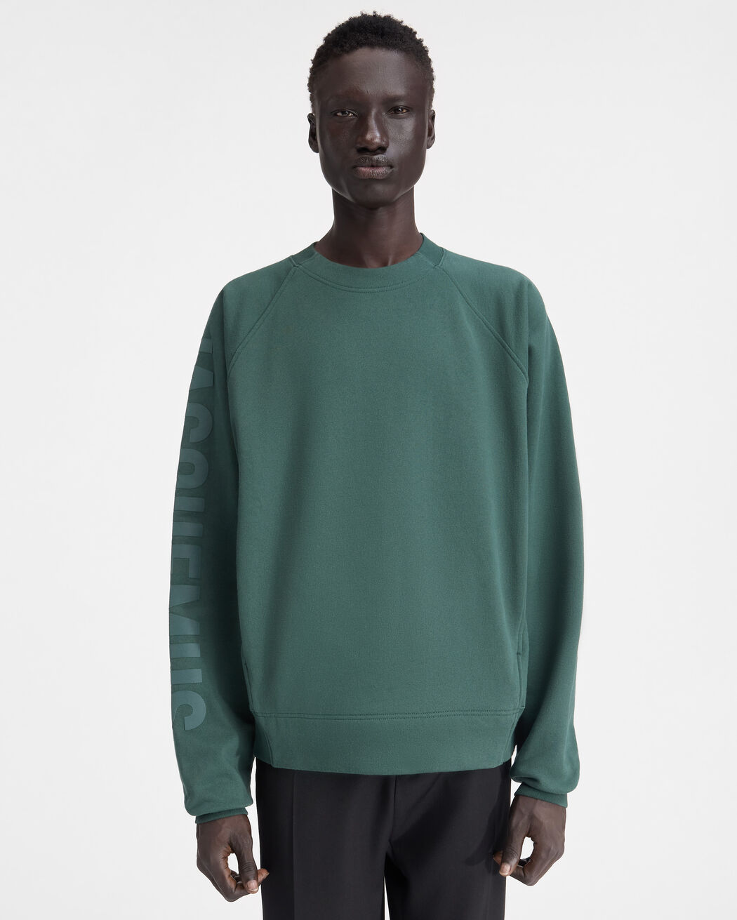 سويت شيرت Le Sweatshirt Typo jacquemus سويت شيرت le sweatshirt typo