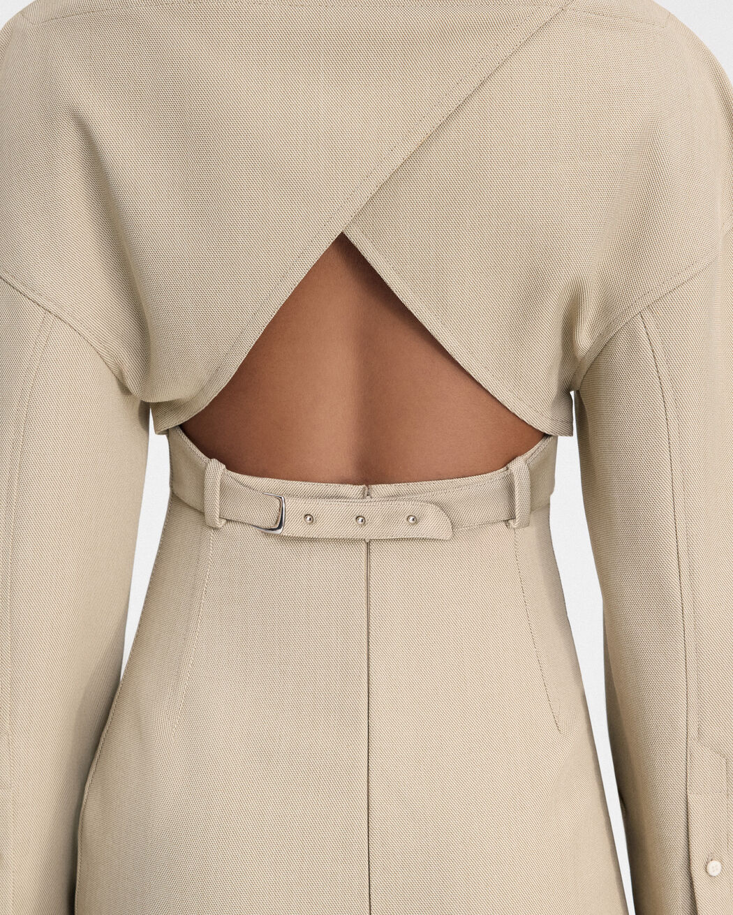 The Casaco shirt dress jacquemus the casaco shirt dress