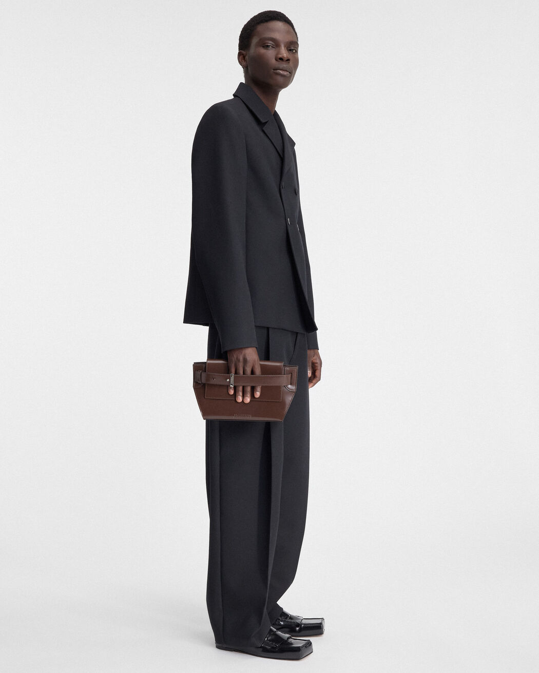 The Capri messenger bag jacquemus the capri messenger bag