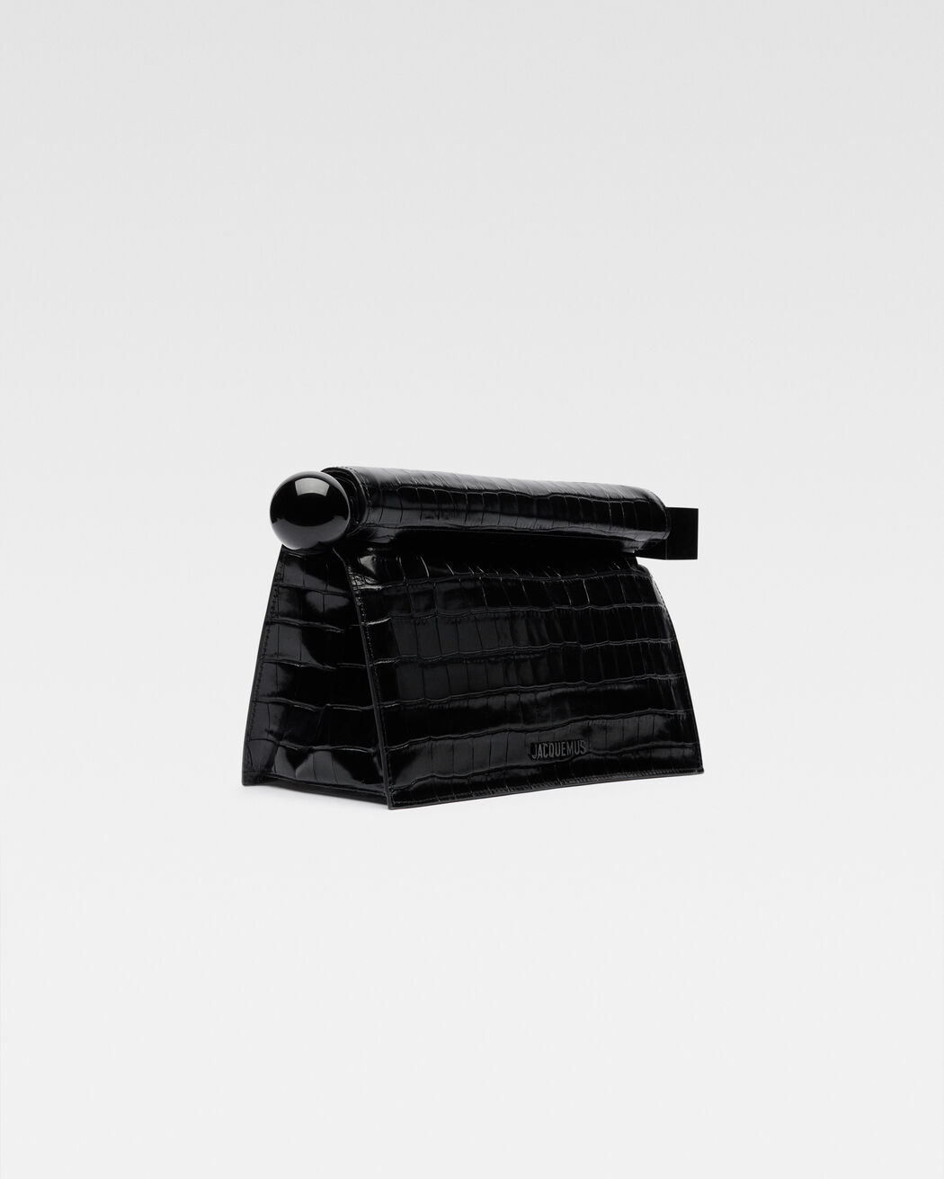 The Rond Carré clutch jacquemus the rond carr  clutch
