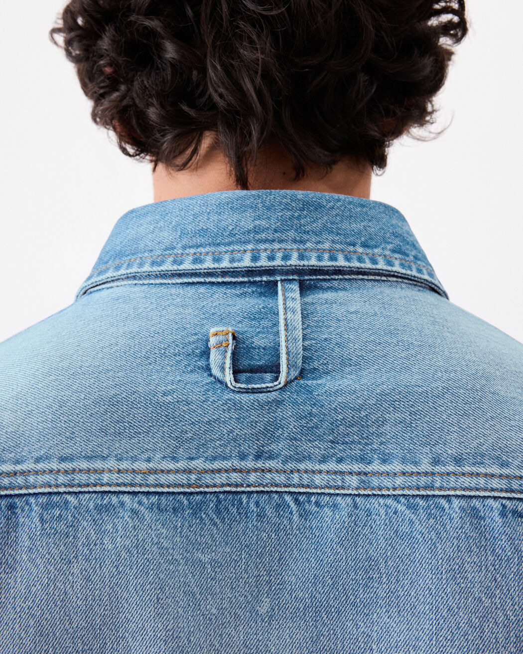 The Simon de-Nîmes denim shirt jacquemus the simon de n mes denim shirt