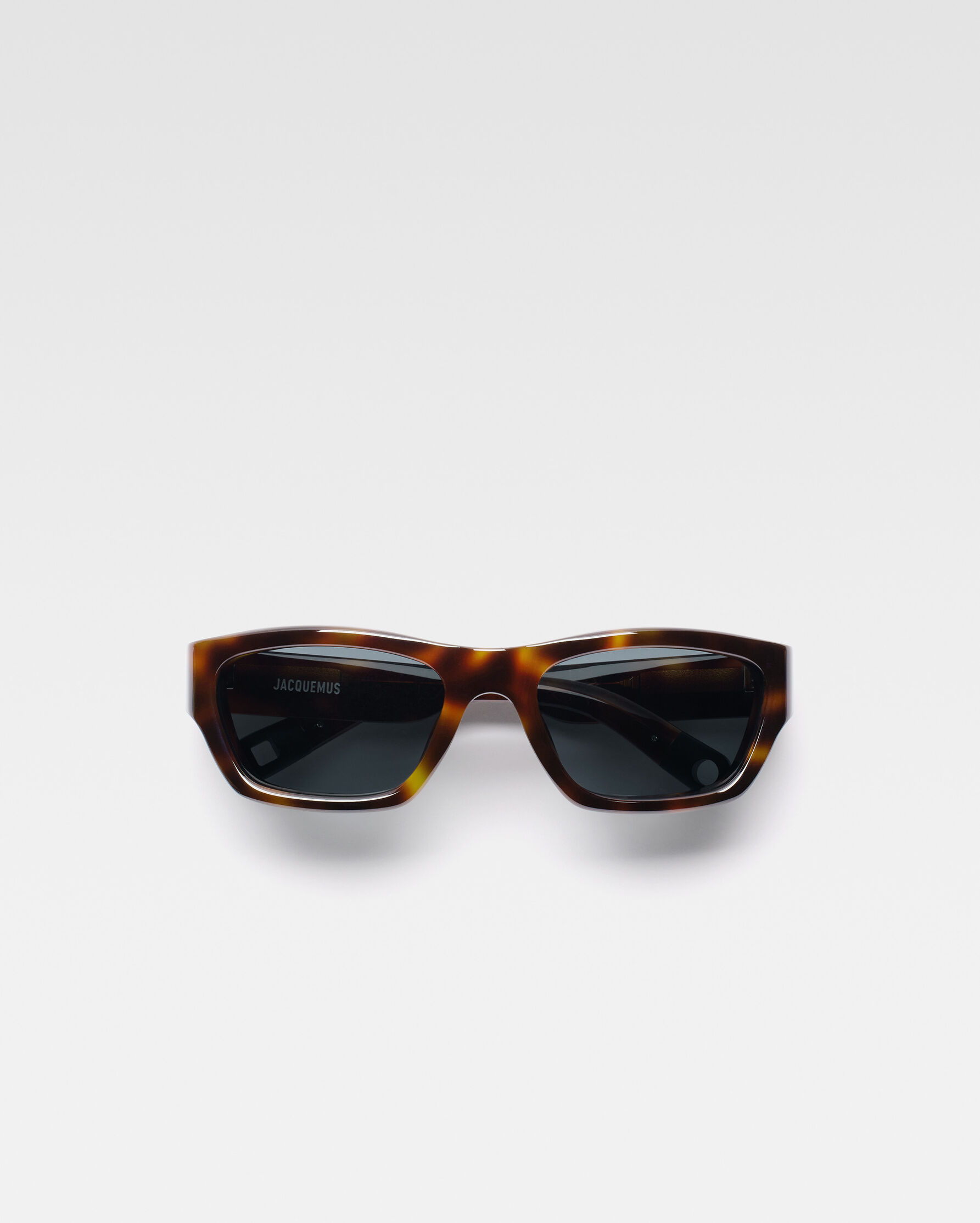 Jacquemus Oversized Tortoiseshell Frame Meridiano Sunglasses - NWT The Meridiano sunglasses, Black | JACQUEMUS UAE main image 4