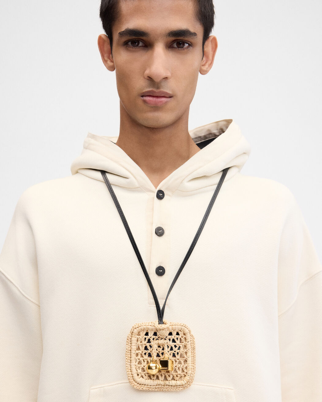 The Spiaggia حافظة سماعات jacquemus the spiaggia حافظة سماعات