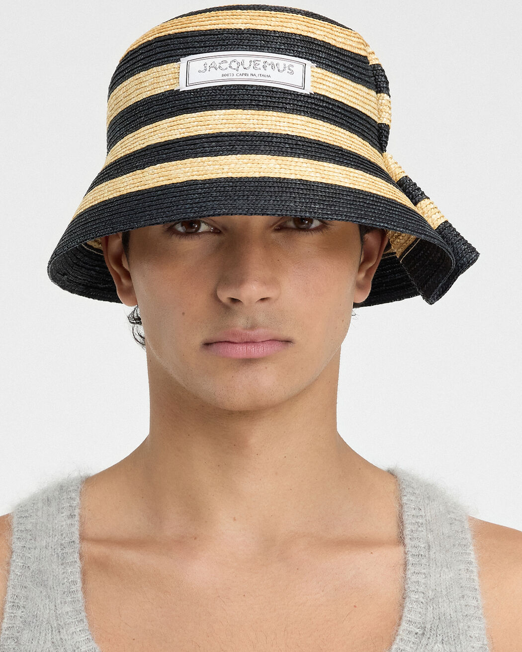 The Vela hat jacquemus the vela hat