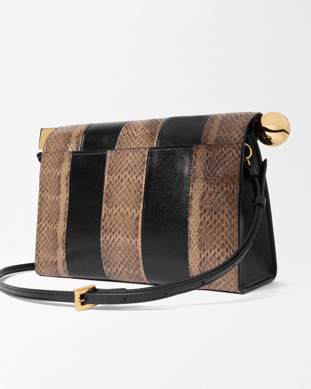 The Rond Carré bag jacquemus the rond carr bag