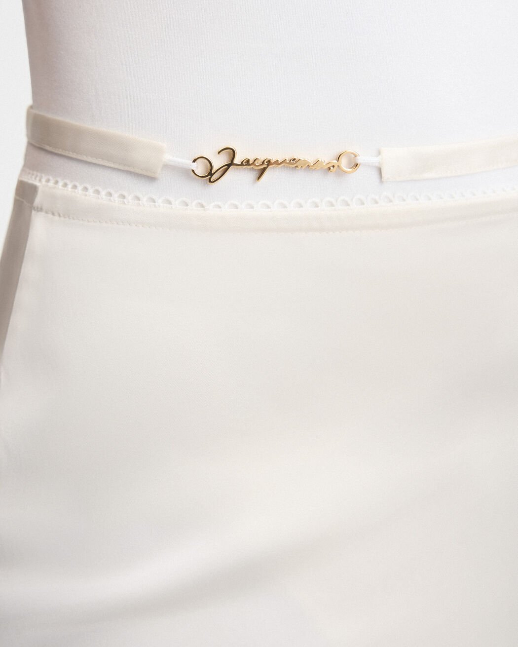 The Notte skirt jacquemus the notte skirt