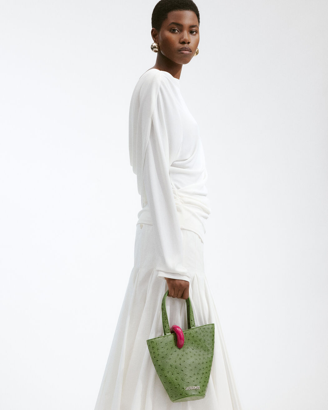 The small Bambola حقيبة jacquemus the small bambola حقيبة