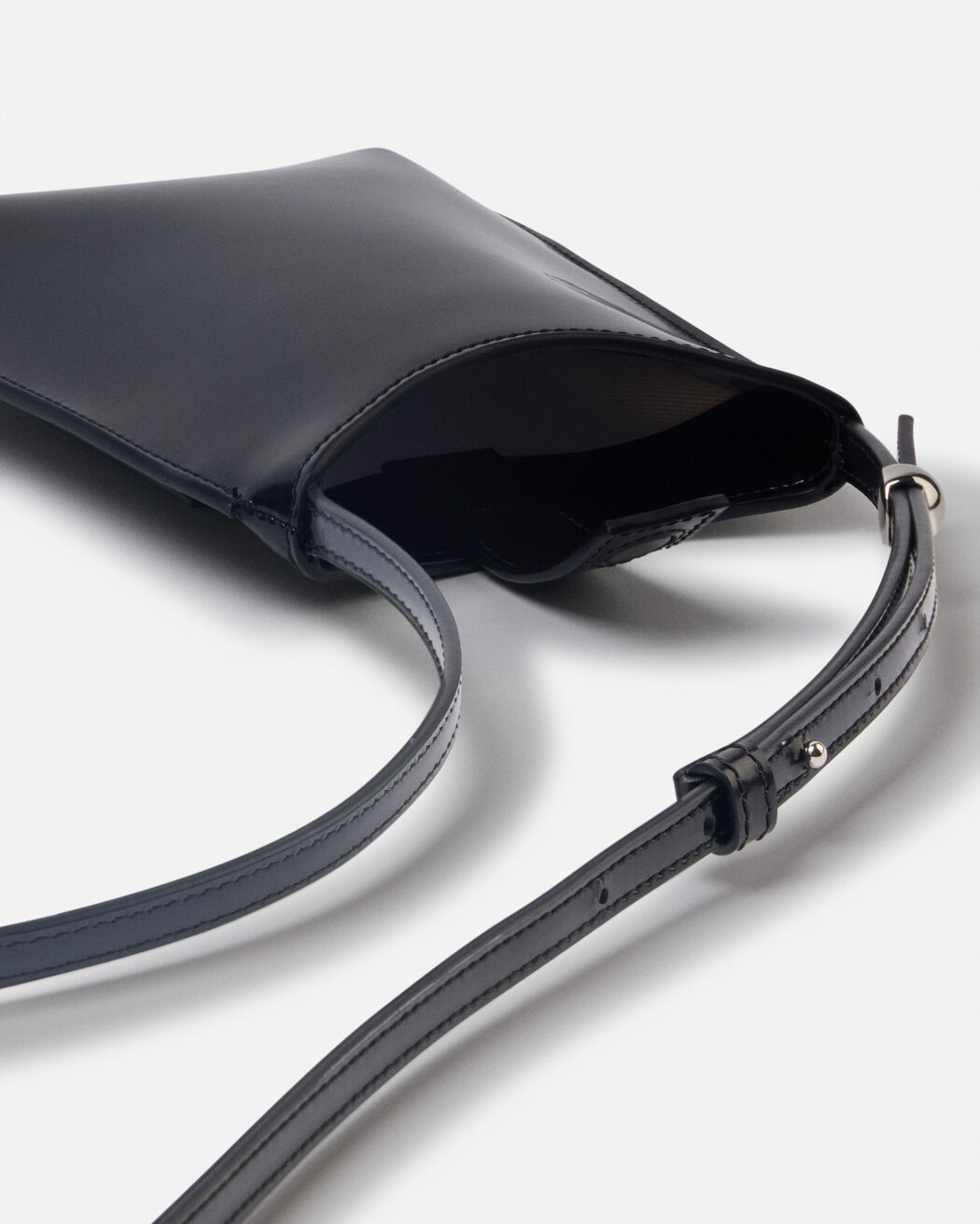 The Bisou phone pouch jacquemus the bisou phone pouch