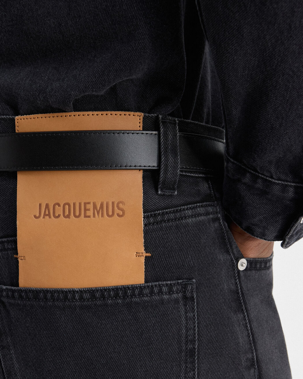 بنطال Le De Nîmes Droit jacquemus بنطال le de n mes droit