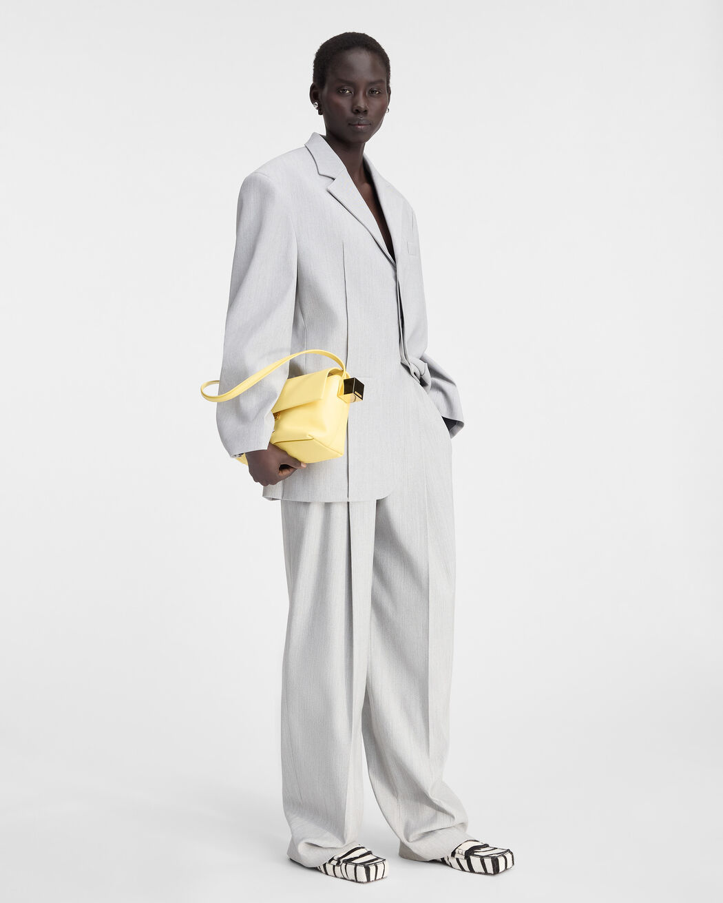 جاكيت La Veste D'Homme jacquemus جاكيت la veste d homme