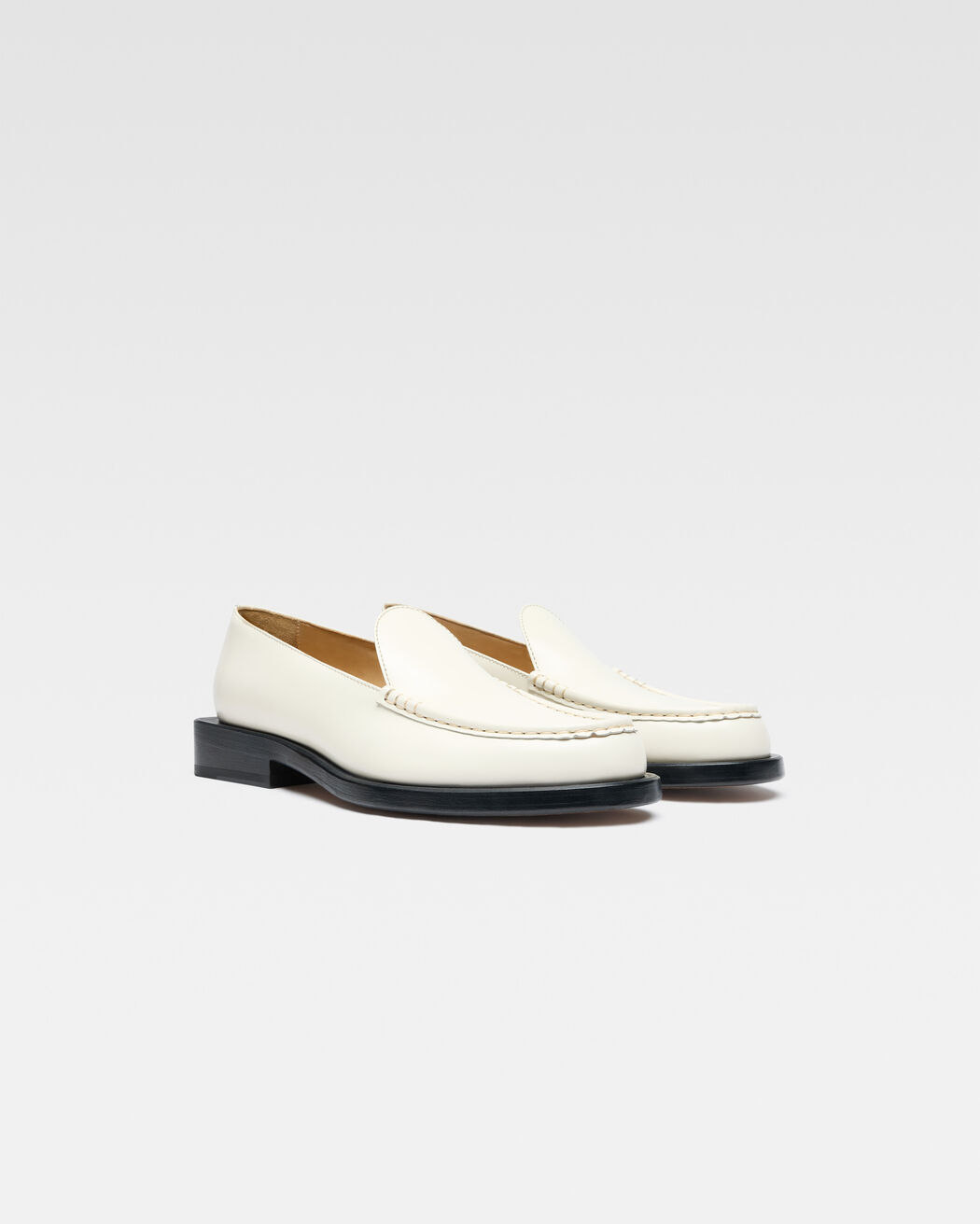 The loafers حذاء jacquemus the loafers حذاء