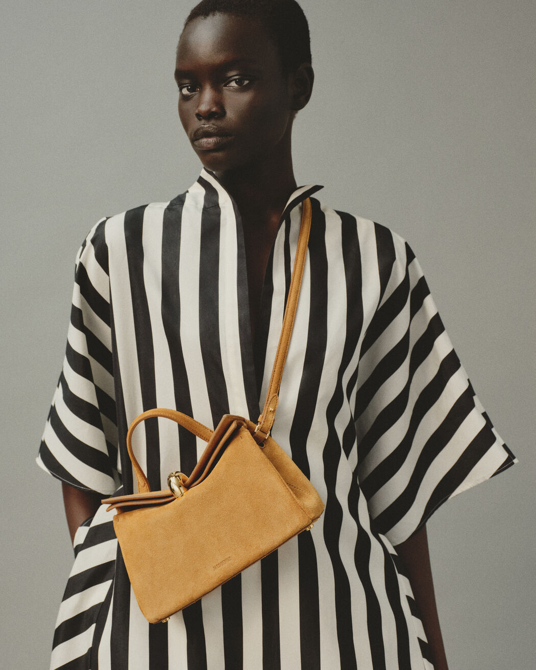 The small Valérie حقيبة jacquemus the small val rie حقيبة