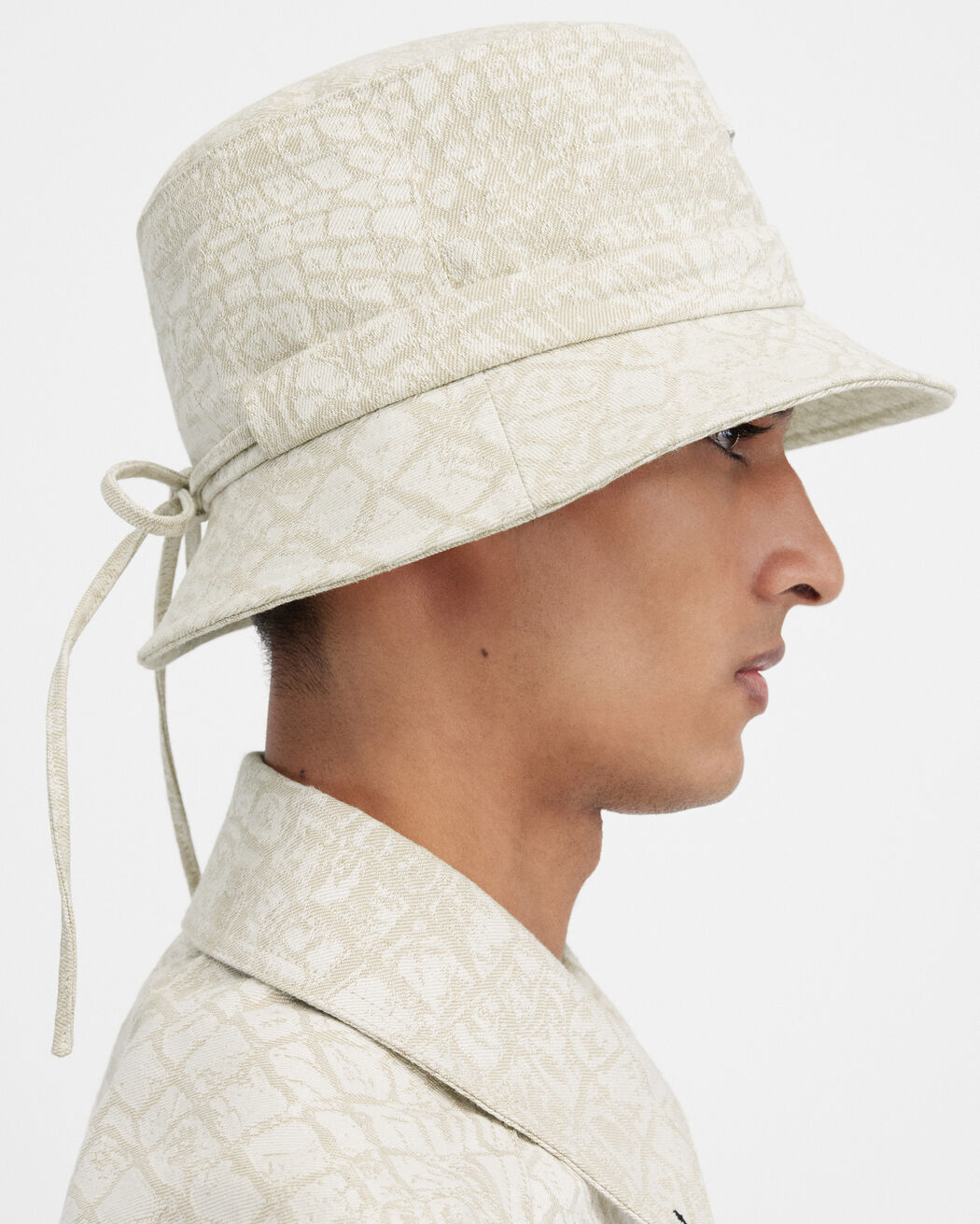 The Gadjo bucket hat jacquemus the gadjo bucket hat