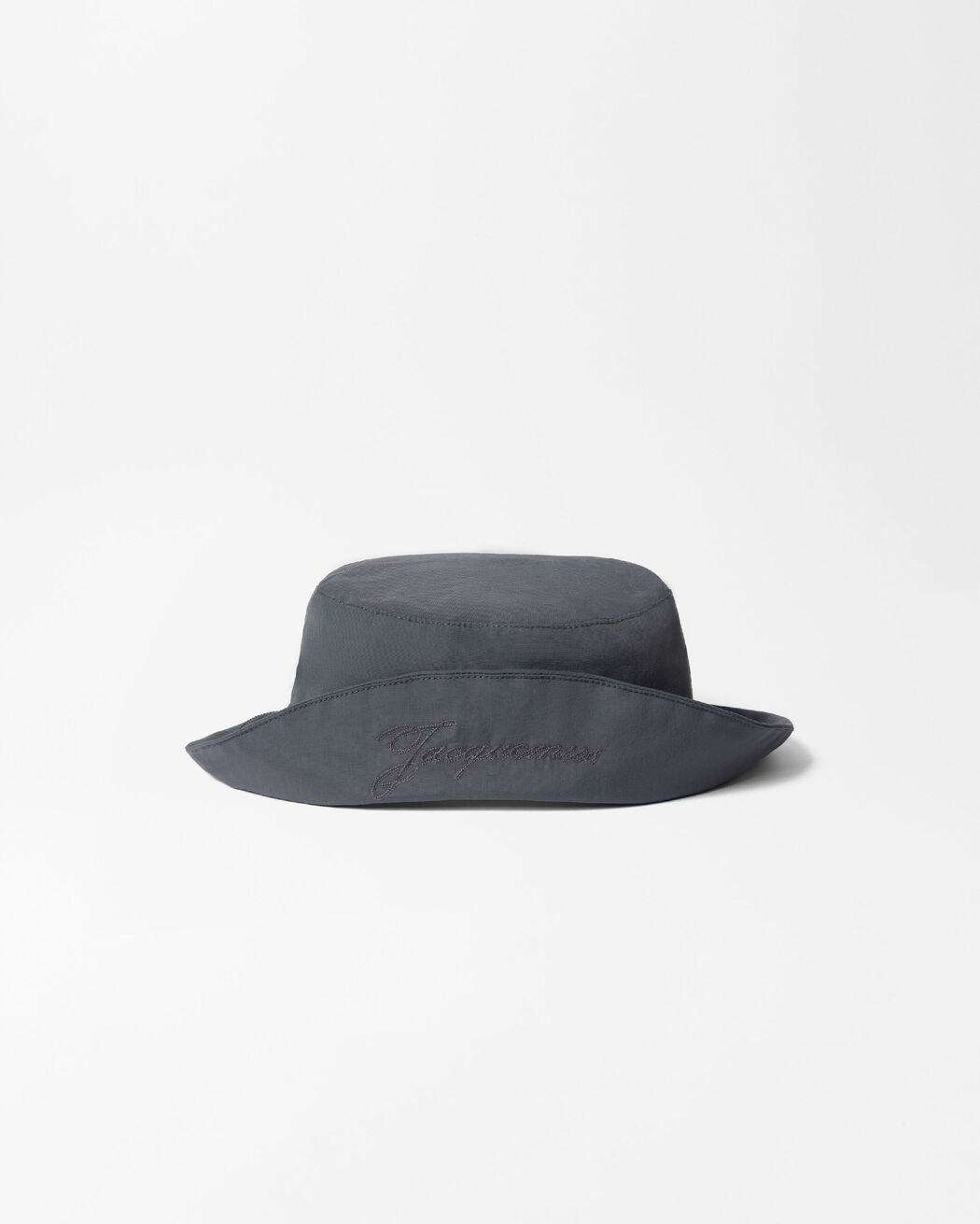 The Baluchon bucket hat
jacquemus the baluchon bucket hat