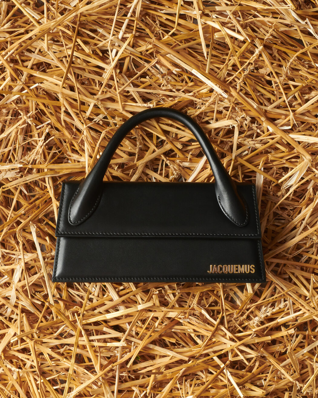 The long Chiquito jacquemus the long chiquito