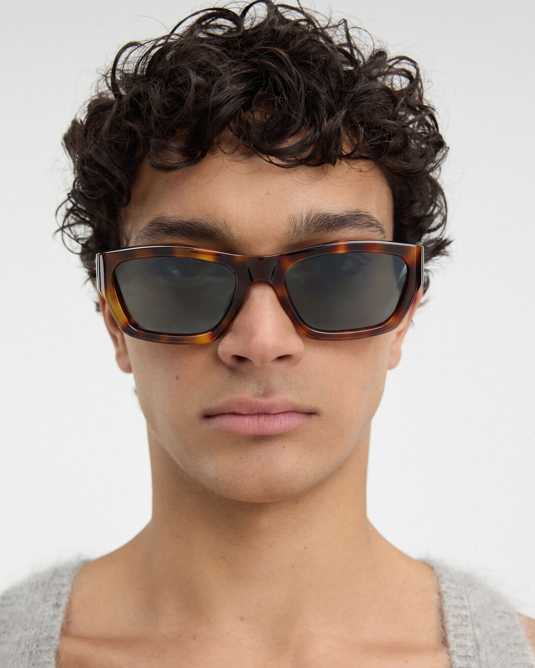 The Meridiano sunglasses jacquemus the meridiano sunglasses