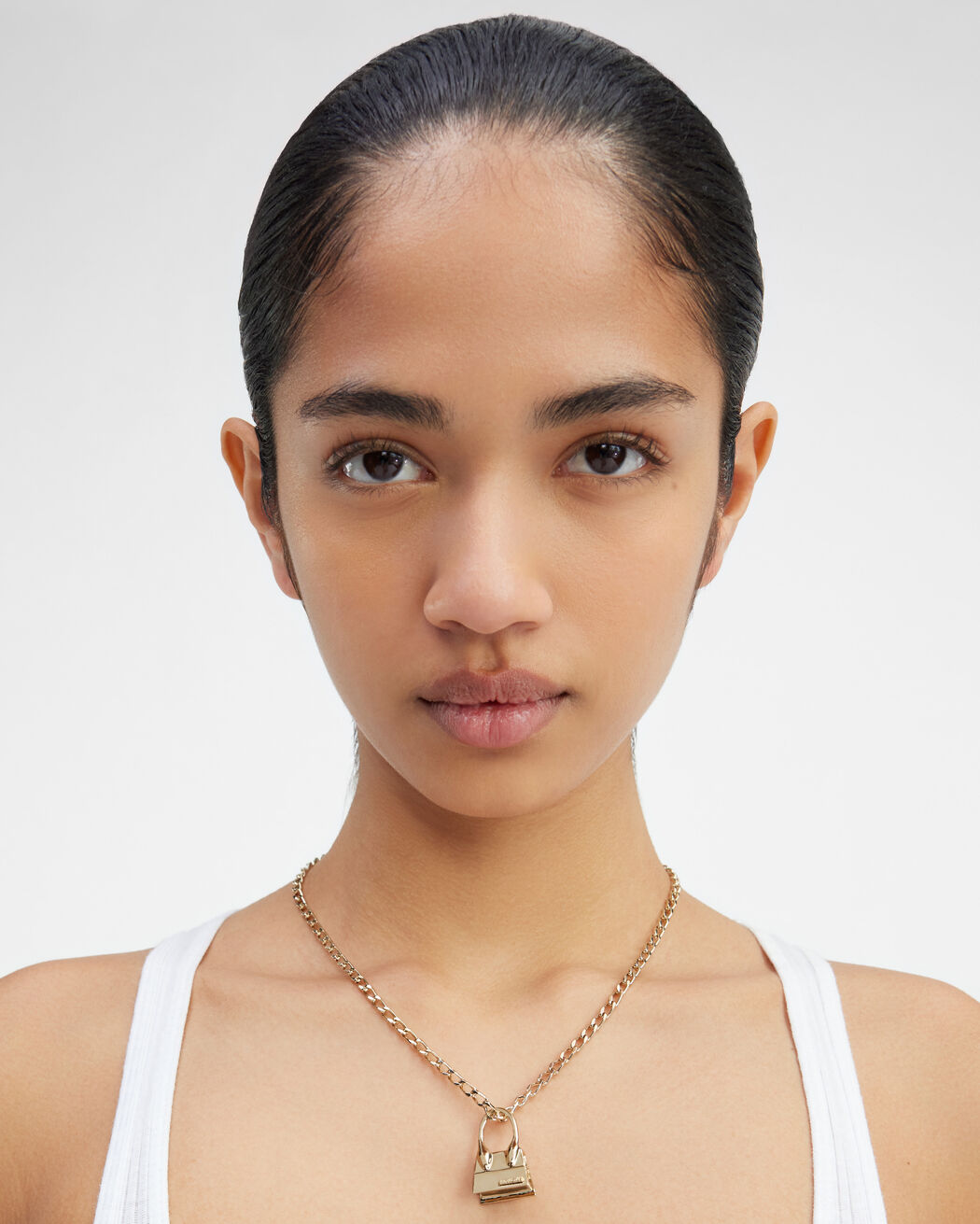 The Chiquito necklace jacquemus the chiquito necklace