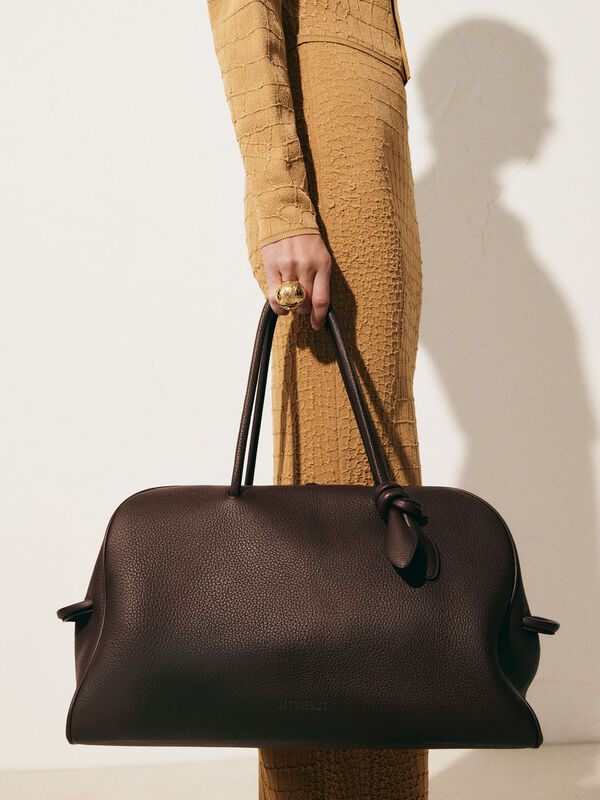 أقراط The Salon jacquemus أقراط the salon