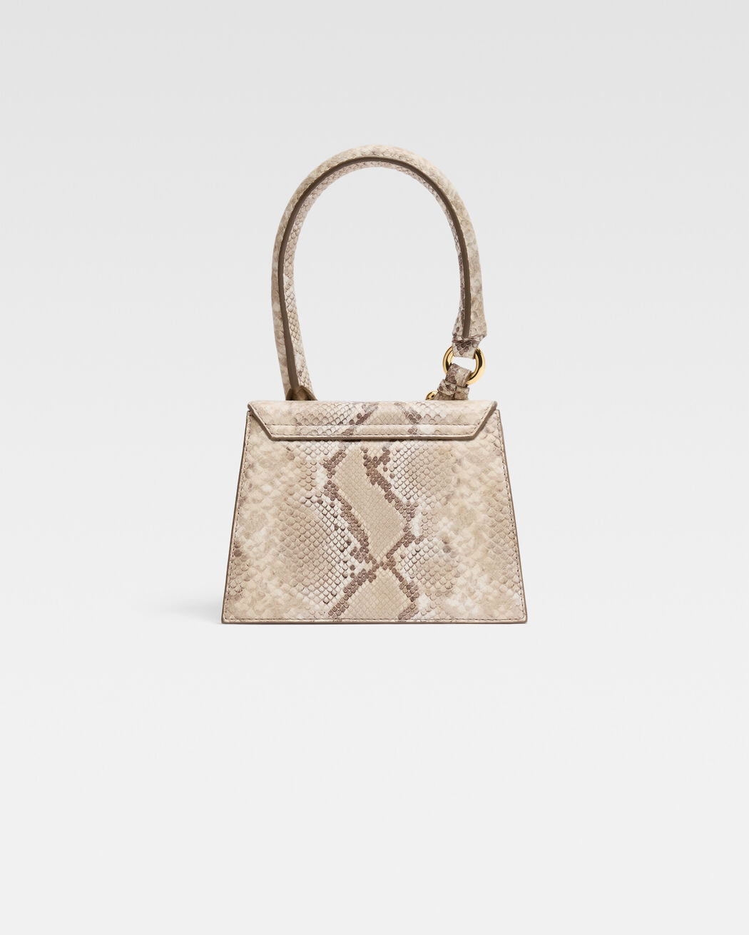 حقيبة The medium Chiquito with buckle jacquemus حقيبة the medium chiquito with buckle