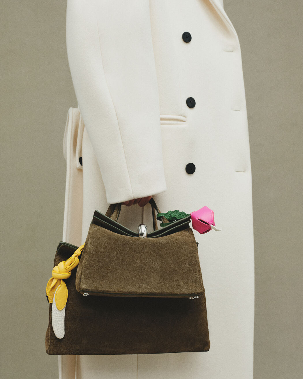 The banana jacquemus the banana