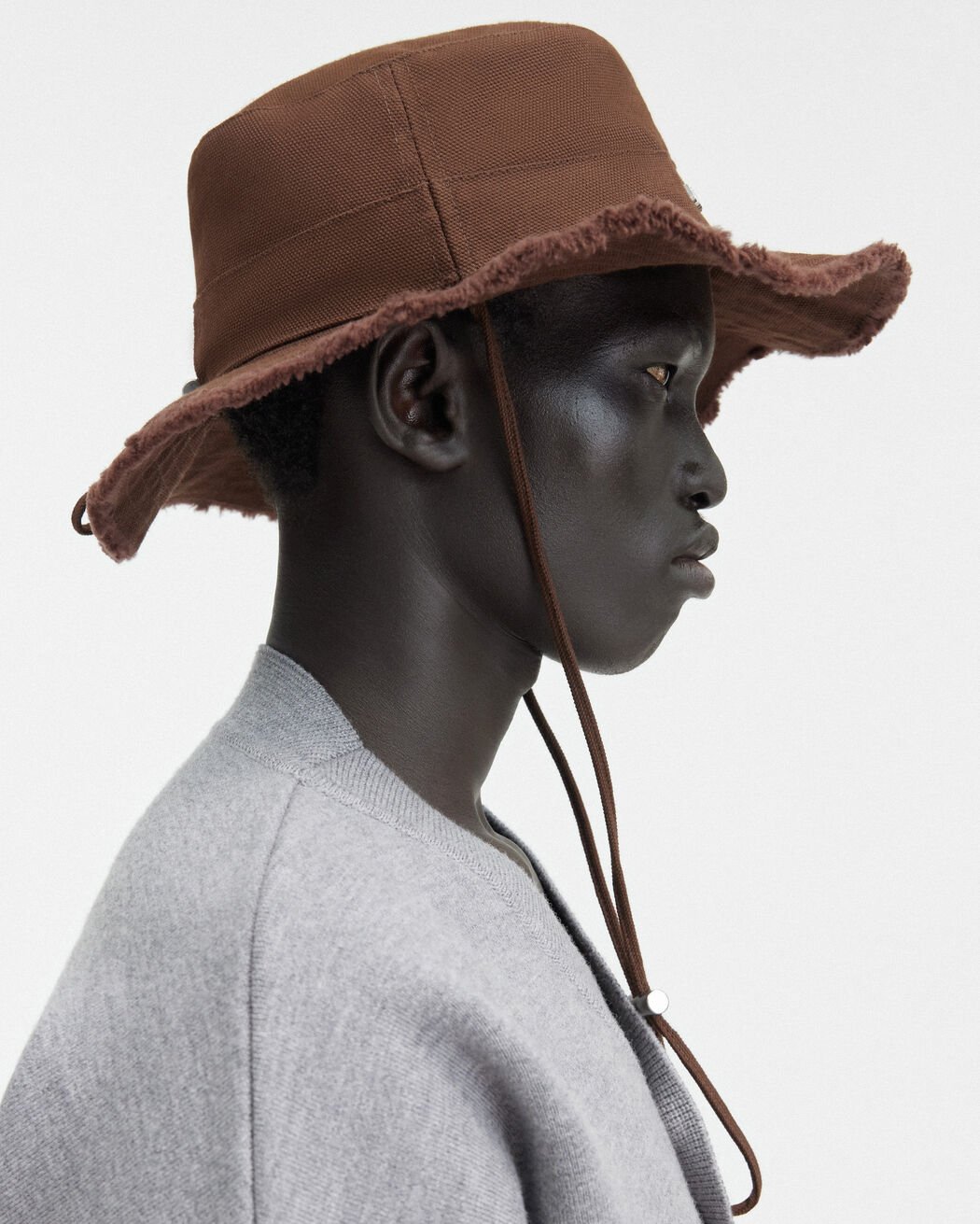 The Artichaut bucket قبعة jacquemus the artichaut bucket قبعة