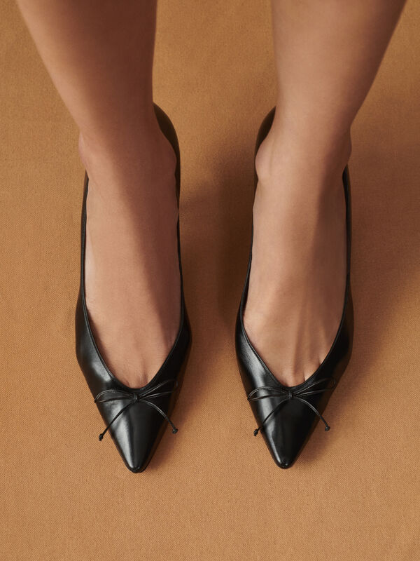 Les Escarpins Tourni jacquemus the tourni حذاء بكعب