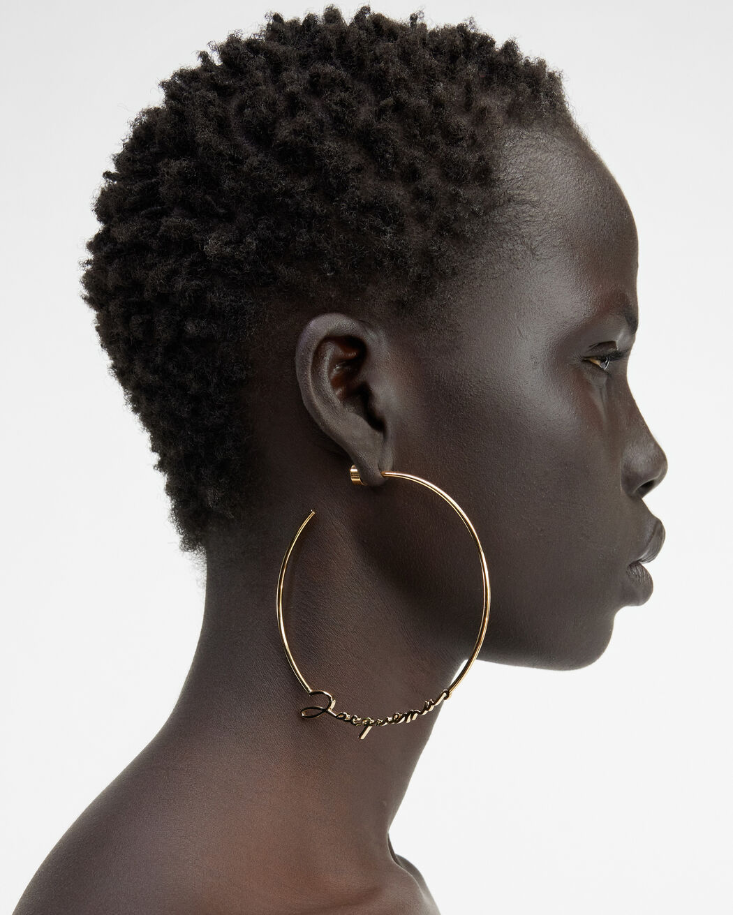 أقراط Les Creoles Jacquemus أقراط les creoles jacquemus