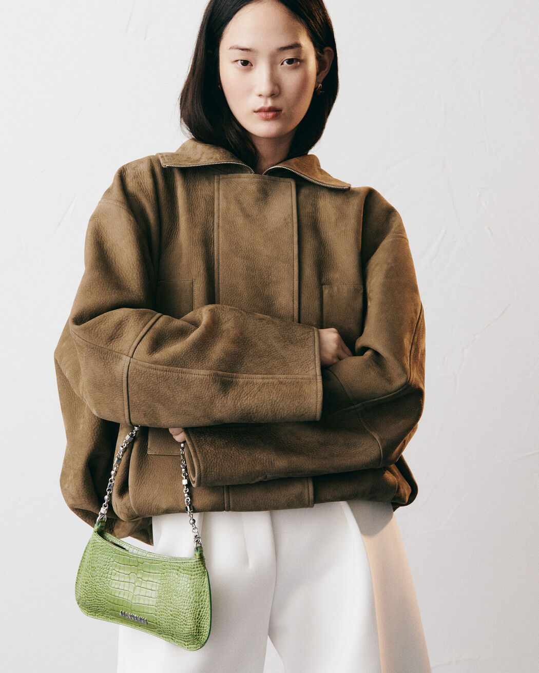 The small Bisou Chaine jacquemus the small bisou chaine