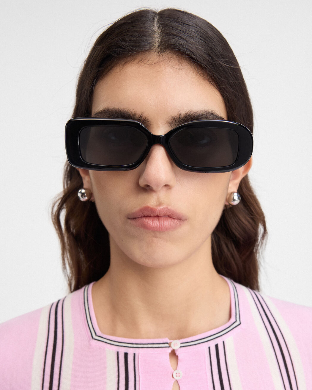 نظارة شمسية Les Lunettes Rond Carré jacquemus نظارة شمسية les lunettes rond carr