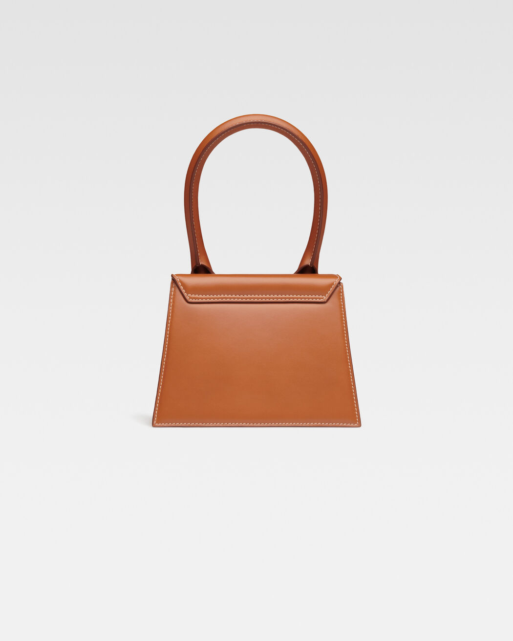 حقيبة The medium Chiquito jacquemus حقيبة the medium chiquito