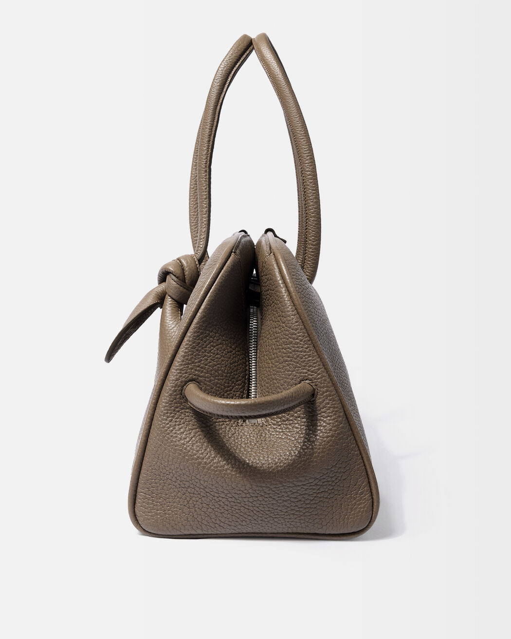 The Turismo jacquemus the turismo