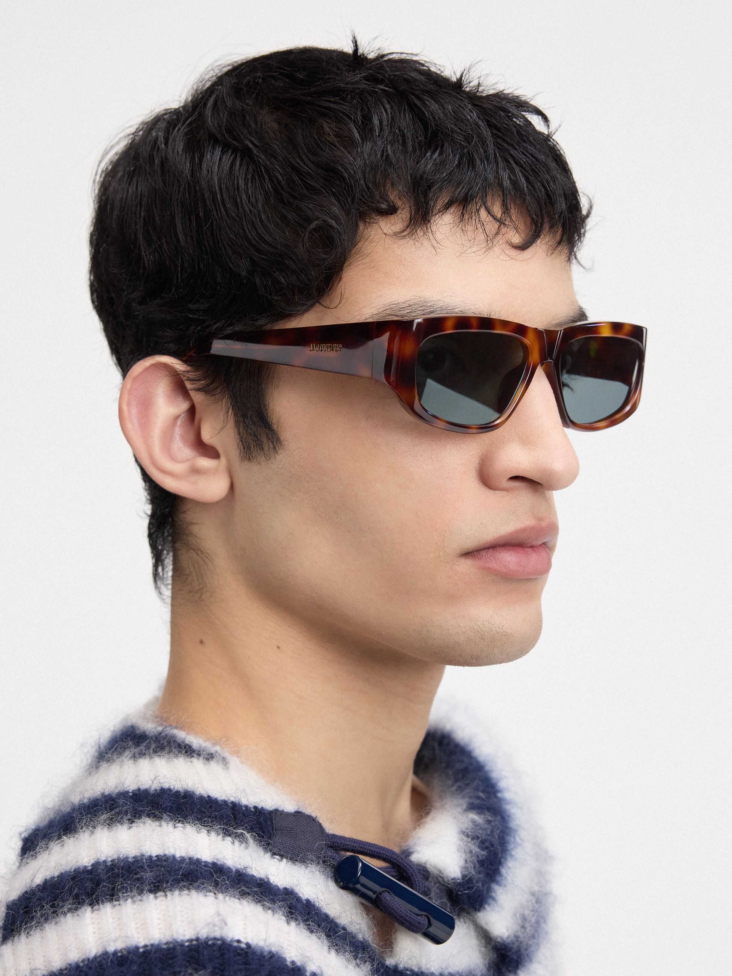 【送料&関税込】Jacquemus Pilota Sunglasses - Unisex LES LUNETTES PILOTA | Sunglasses | JACQUEMUS KSA Official