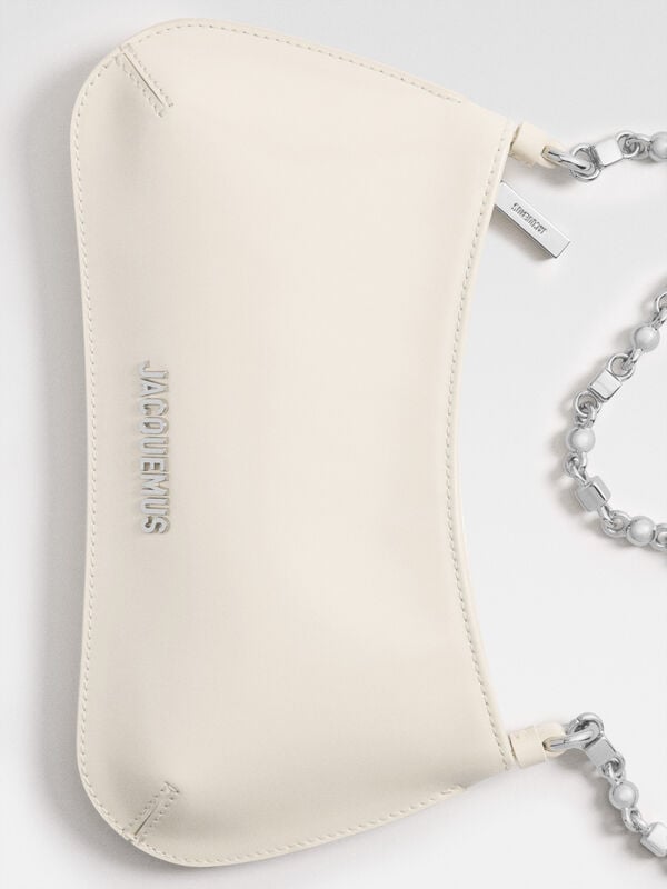 حقيبة The small Bisou Chaine jacquemus حقيبة the small bisou chaine