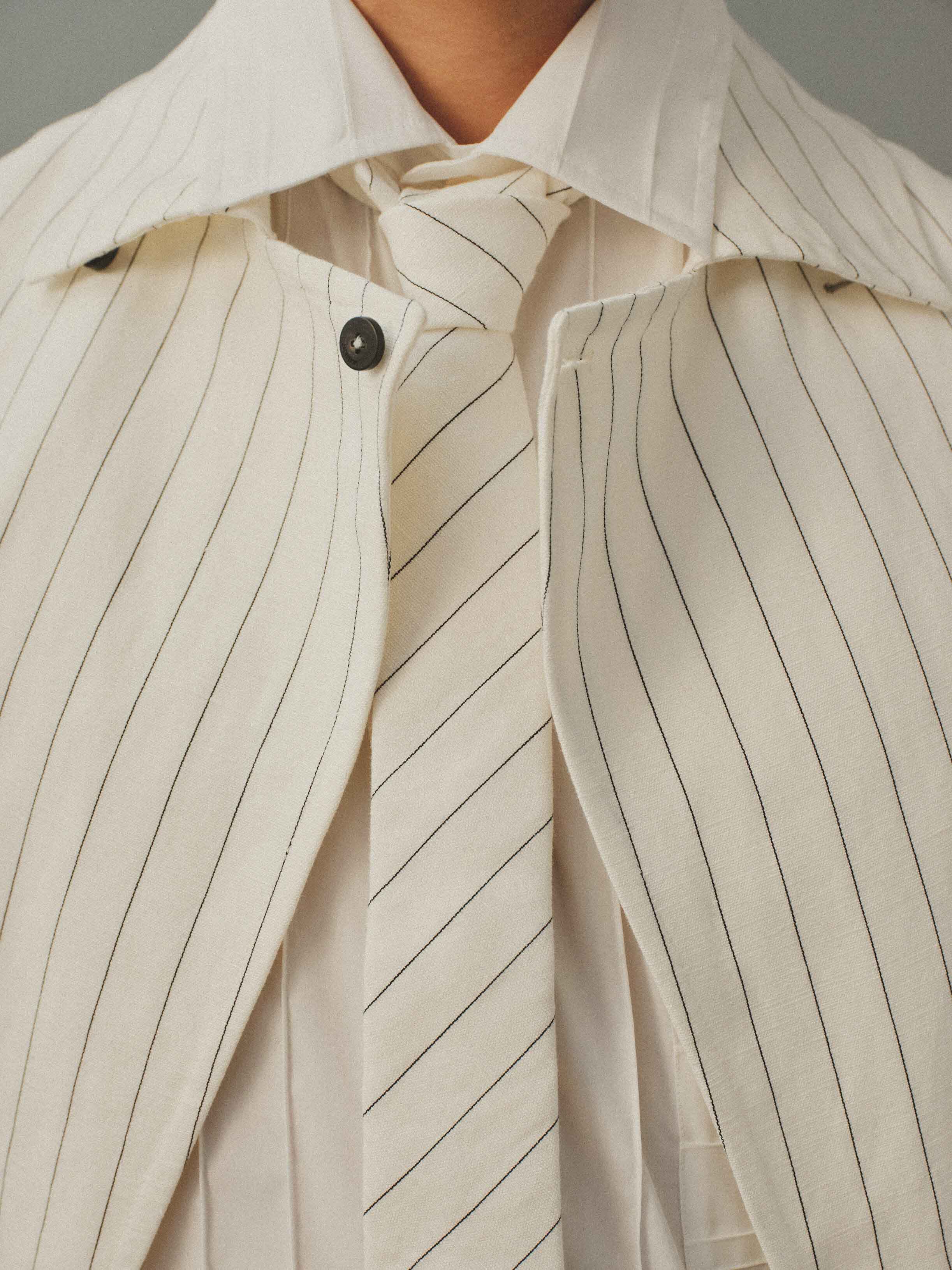 OUM00160-AW00745-1MJ